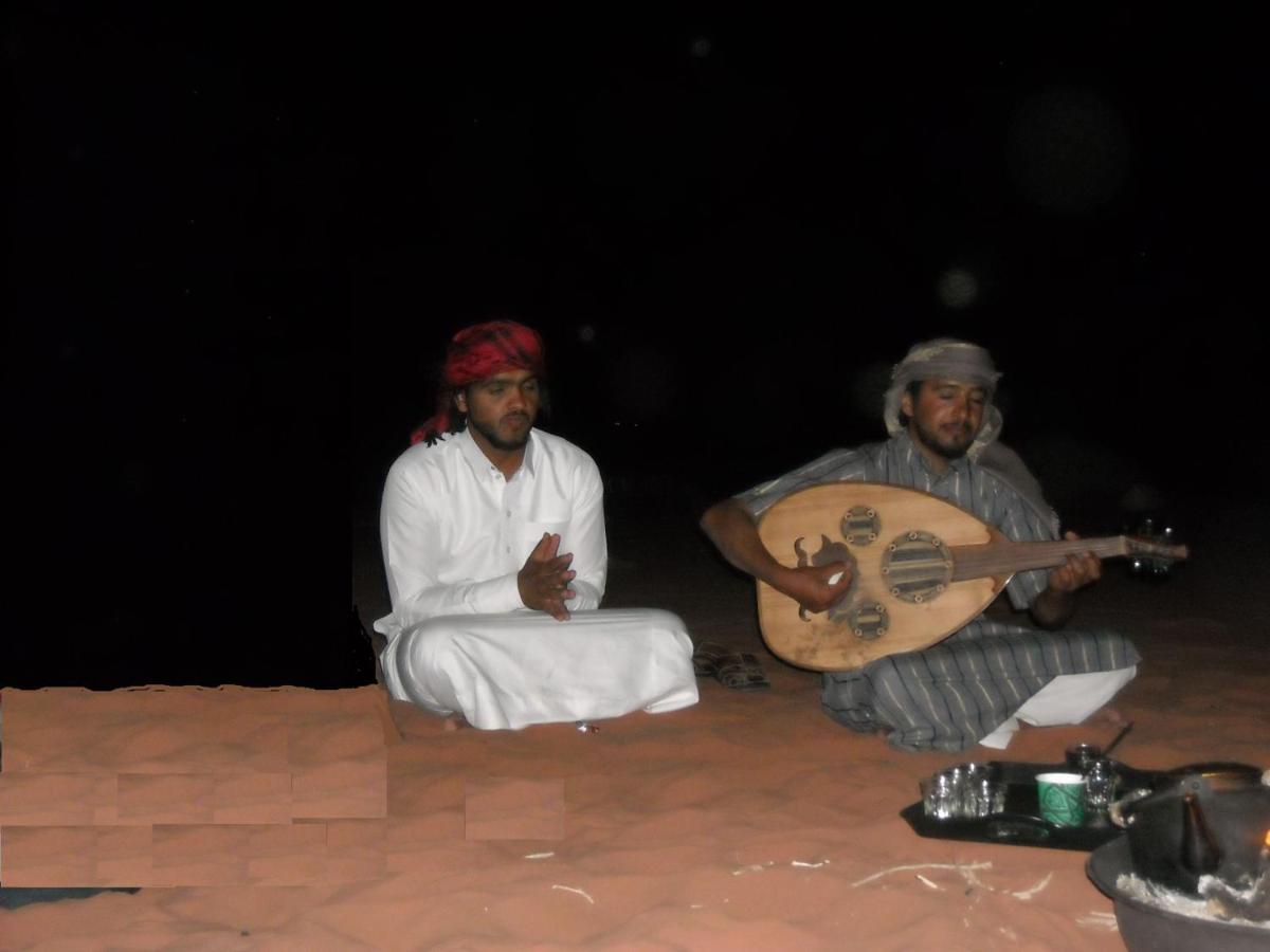 Bedouin House Camp Hotel Wadi Rum Buitenkant foto