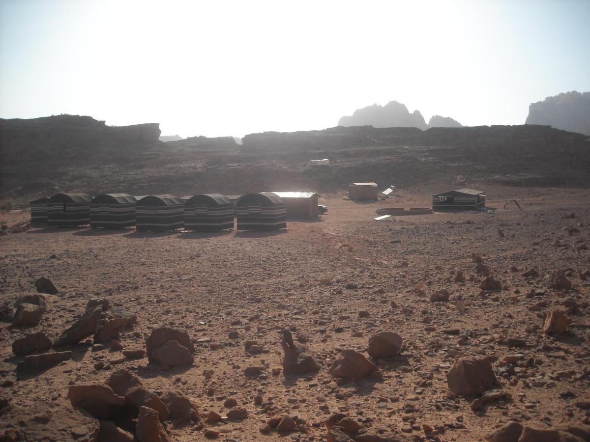 Bedouin House Camp Hotel Wadi Rum Buitenkant foto