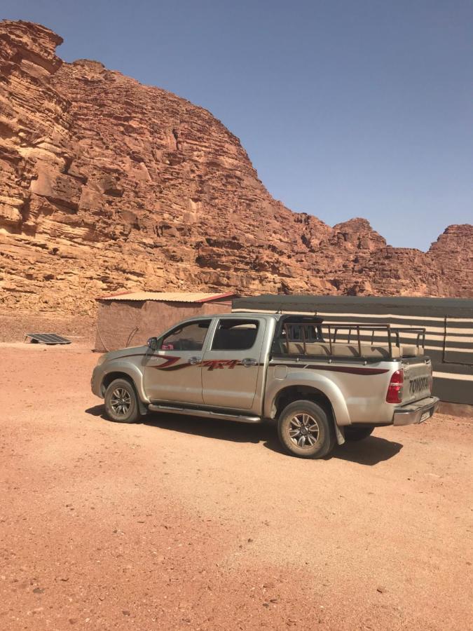 Bedouin House Camp Hotel Wadi Rum Buitenkant foto