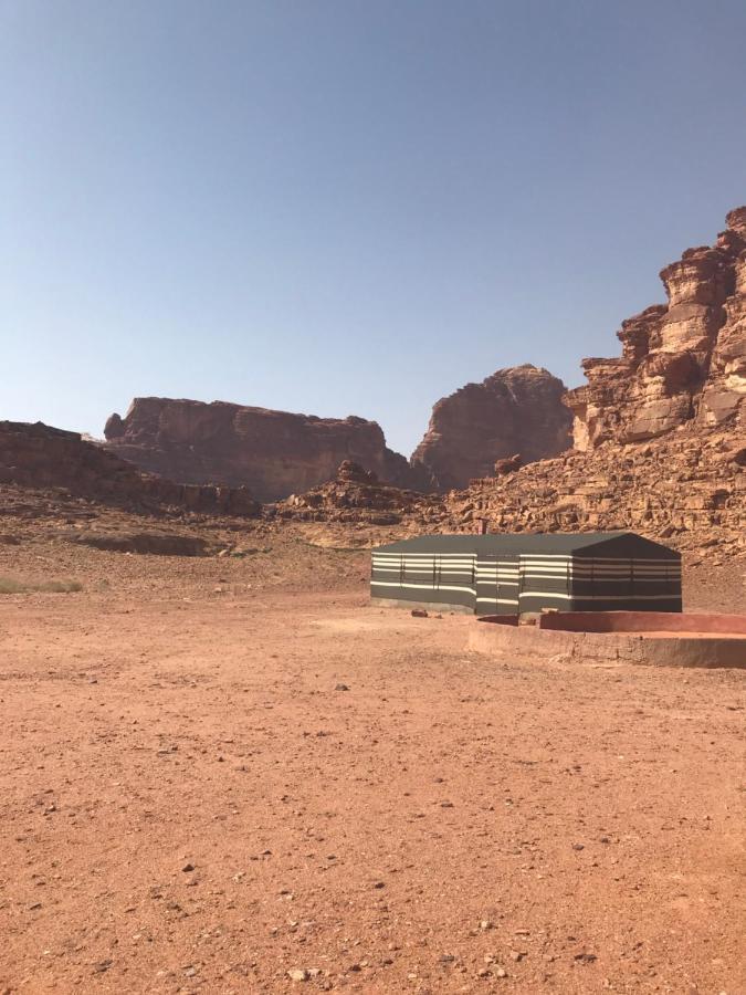 Bedouin House Camp Hotel Wadi Rum Buitenkant foto